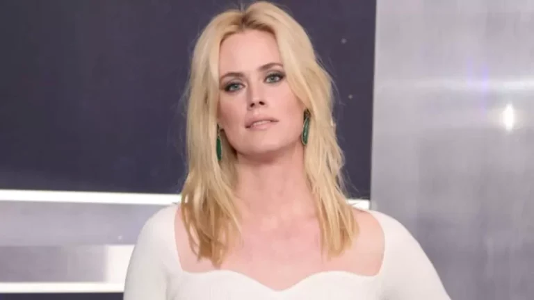 Abigail Hawk Net Worth: A Look at the Blue Bloods Star’s Wealth